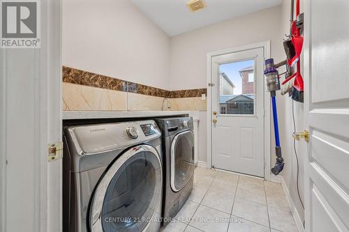 4 Silvershadow Terrace, Brampton (Sandringham-Wellington), ON - Indoor Photo Showing Laundry Room