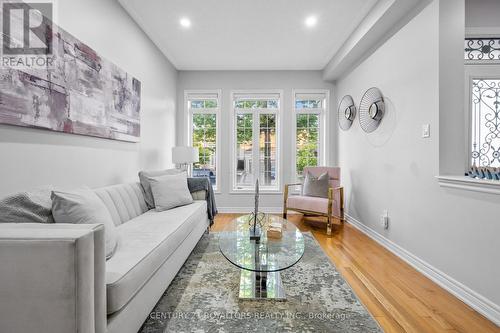 4 Silvershadow Terrace, Brampton, ON - Indoor Photo Showing Living Room