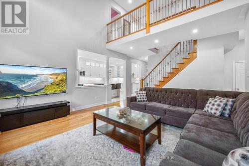 4 Silvershadow Terrace, Brampton, ON - Indoor Photo Showing Living Room