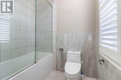 166 Bronson Terrace, Milton (Ford), ON - Indoor Photo Showing Bathroom