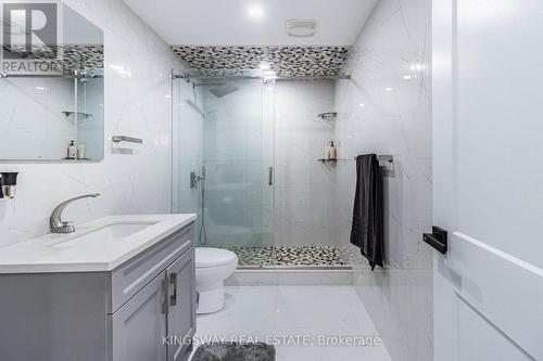 166 Bronson Terrace, Milton (Ford), ON - Indoor Photo Showing Bathroom