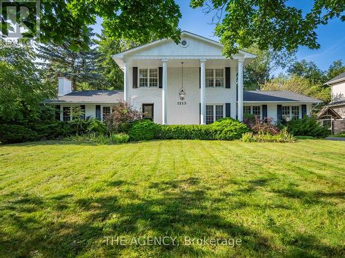 1213 Greenoaks Drive, Mississauga, ON - Outdoor With Facade