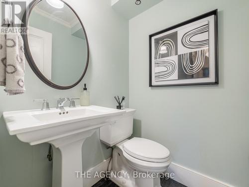 1213 Greenoaks Drive, Mississauga, ON - Indoor Photo Showing Bathroom