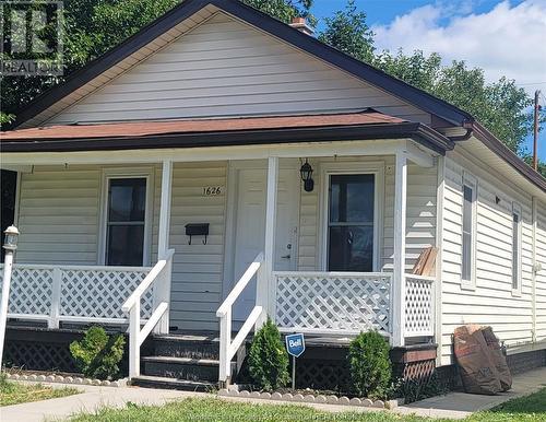 1626 Albert Road, Windsor, ON - Outdoor With Deck Patio Veranda