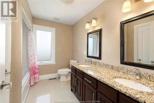 1078 Charlotte Crescent, Lakeshore, ON - Indoor Photo Showing Bathroom