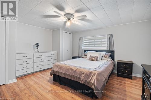 46 Pine Street, Port Colborne, ON - Indoor Photo Showing Bedroom