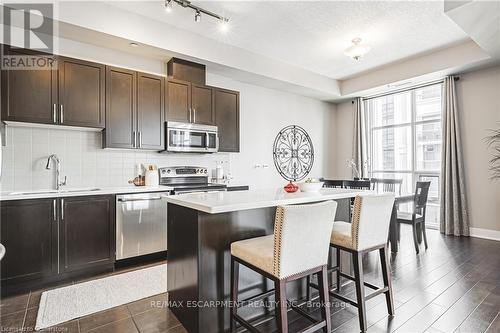 802 - 90 Charlton Avenue W, Hamilton (Durand), ON - Indoor Photo Showing Kitchen With Stainless Steel Kitchen With Upgraded Kitchen