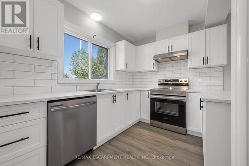 46 Commercial Street, Welland, ON - Indoor Photo Showing Kitchen