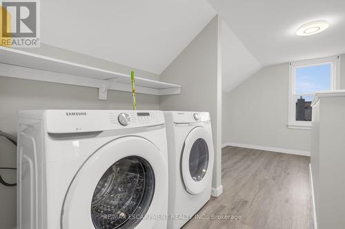 46 Commercial Street, Welland, ON - Indoor Photo Showing Laundry Room