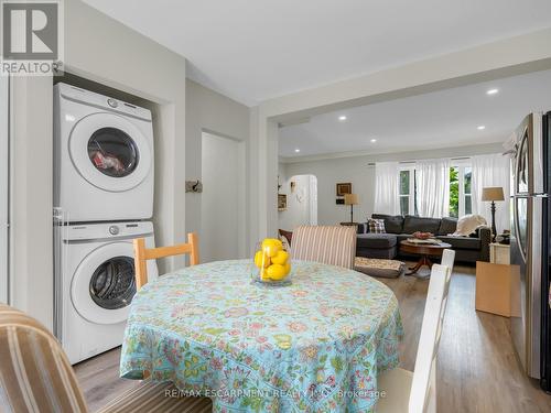 46 Commercial Street, Welland, ON - Indoor Photo Showing Laundry Room