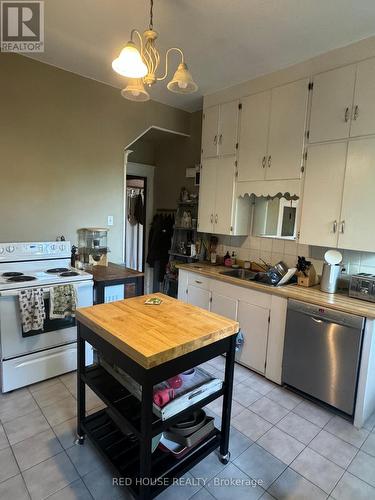 204 Herkimer Street, Hamilton, ON - Indoor Photo Showing Kitchen With Double Sink