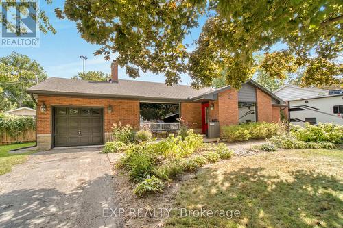 111 Oneida Boulevard, Hamilton (Ancaster), ON - Outdoor