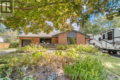 111 Oneida Boulevard, Hamilton (Ancaster), ON - Outdoor