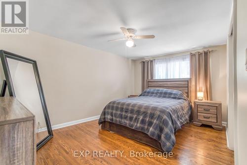 111 Oneida Boulevard, Hamilton (Ancaster), ON - Indoor Photo Showing Bedroom