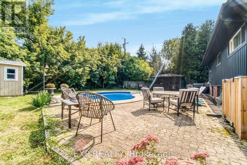 111 Oneida Boulevard, Hamilton (Ancaster), ON - Outdoor With In Ground Pool With Backyard