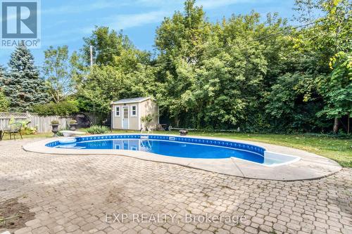 111 Oneida Boulevard, Hamilton, ON - Outdoor With In Ground Pool With Backyard