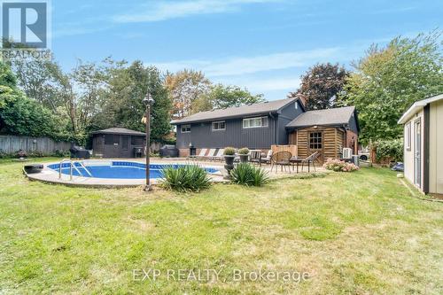 111 Oneida Boulevard, Hamilton, ON - Outdoor With In Ground Pool With Backyard With Exterior