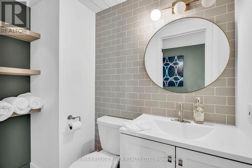 7494 Bamsey Drive, Hamilton Township, ON - Indoor Photo Showing Bathroom