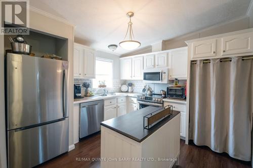 153 County Road 27 #A4, Prince Edward County (Ameliasburgh), ON - Indoor Photo Showing Kitchen