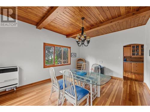 362 Uplands Drive, Kelowna, BC - Indoor Photo Showing Dining Room