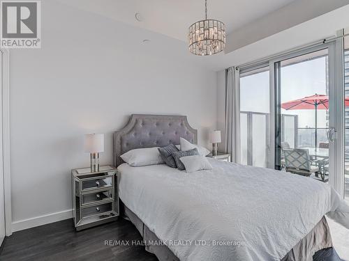 2611 - 8 Eglinton Avenue E, Toronto, ON - Indoor Photo Showing Bedroom