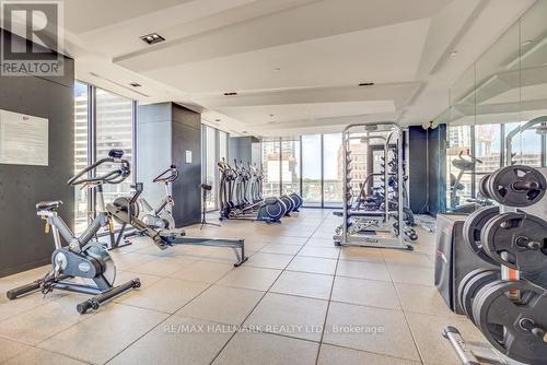 2611 - 8 Eglinton Avenue E, Toronto (Mount Pleasant West), ON - Indoor Photo Showing Gym Room