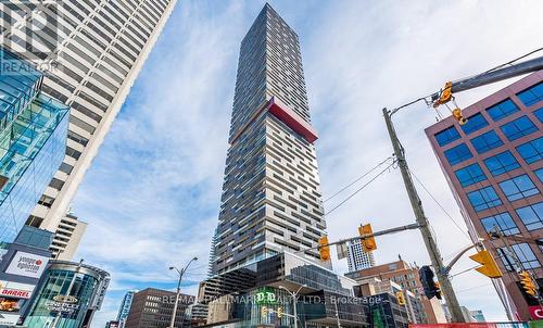 2611 - 8 Eglinton Avenue E, Toronto (Mount Pleasant West), ON - Outdoor With Facade