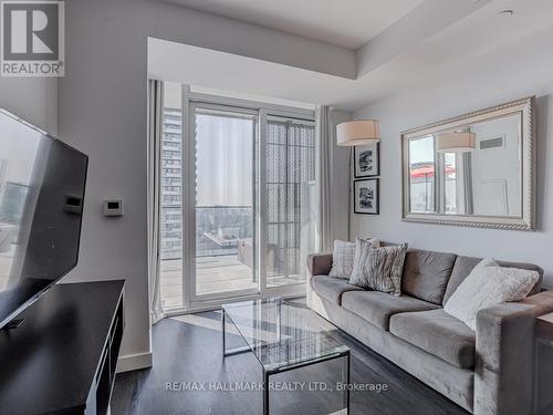 2611 - 8 Eglinton Avenue E, Toronto, ON - Indoor Photo Showing Living Room