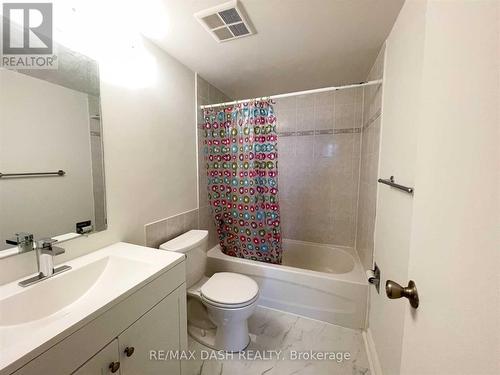 1512 - 205 Hilda Avenue, Toronto, ON - Indoor Photo Showing Bathroom