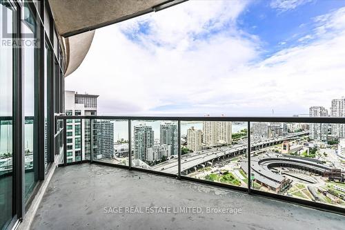 Ph15 - 30 Grand Trunk Crescent, Toronto (Waterfront Communities), ON - Outdoor With Balcony