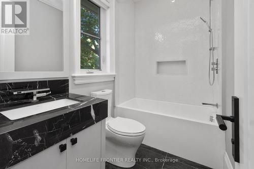 8 Vesta Drive, Toronto, ON - Indoor Photo Showing Bathroom