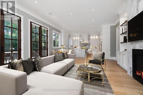 8 Vesta Drive, Toronto, ON - Indoor Photo Showing Living Room