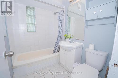 28 - 740 Kennedy Road, Toronto (Ionview), ON - Indoor Photo Showing Bathroom