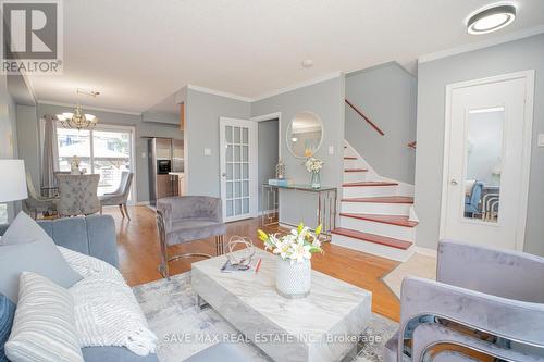 28 - 740 Kennedy Road, Toronto (Ionview), ON - Indoor Photo Showing Living Room