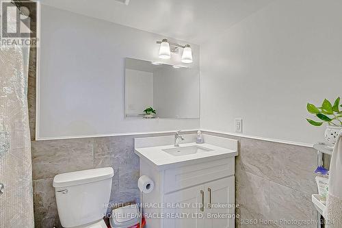 1404 - 100 Wingarden Court, Toronto, ON - Indoor Photo Showing Bathroom