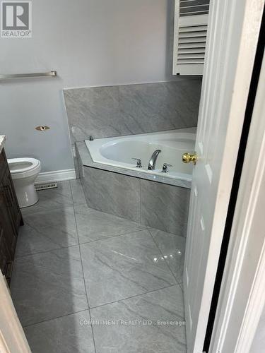 78 Lahore Crescent, Markham (Cedarwood), ON - Indoor Photo Showing Bathroom