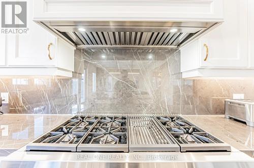 149 Milky Way Drive, Richmond Hill (Observatory), ON - Indoor Photo Showing Kitchen