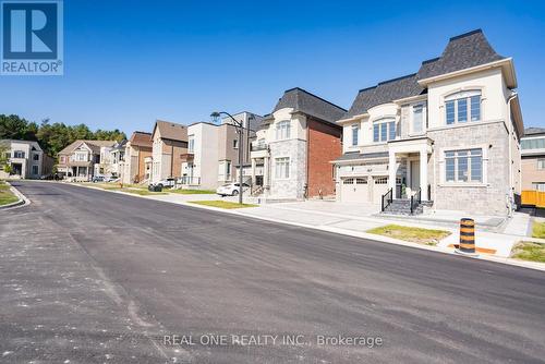 149 Milky Way Drive, Richmond Hill, ON - Outdoor With Facade