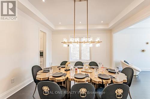 149 Milky Way Drive, Richmond Hill (Observatory), ON - Indoor Photo Showing Dining Room