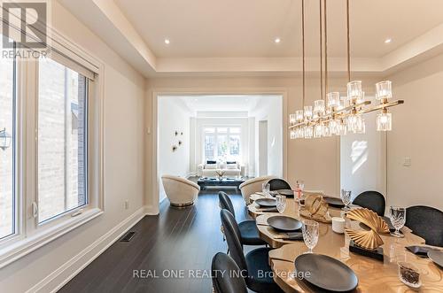 149 Milky Way Drive, Richmond Hill, ON - Indoor Photo Showing Dining Room