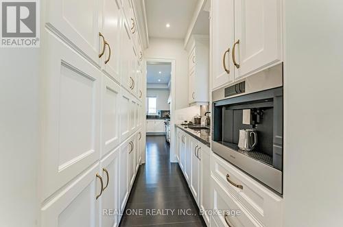 149 Milky Way Drive, Richmond Hill (Observatory), ON - Indoor Photo Showing Kitchen