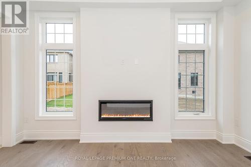 137 Timber Creek Boulevard, Vaughan, ON - Indoor With Fireplace