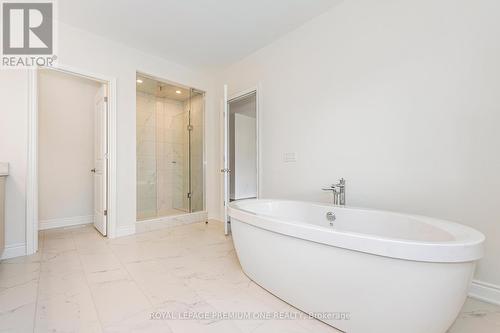 137 Timber Creek Boulevard, Vaughan, ON - Indoor Photo Showing Bathroom