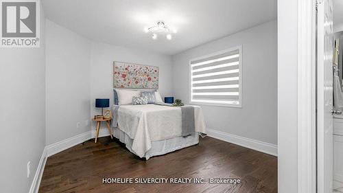 109 Rugman Crescent, Springwater (Centre Vespra), ON - Indoor Photo Showing Bedroom