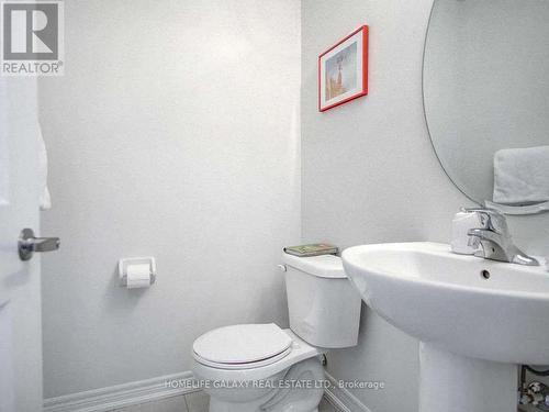 31 Labrish Road, Brampton (Northwest Brampton), ON - Indoor Photo Showing Bathroom