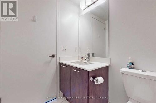 608 - 2212 Lakeshore Boulevard W, Toronto (Mimico), ON - Indoor Photo Showing Bathroom