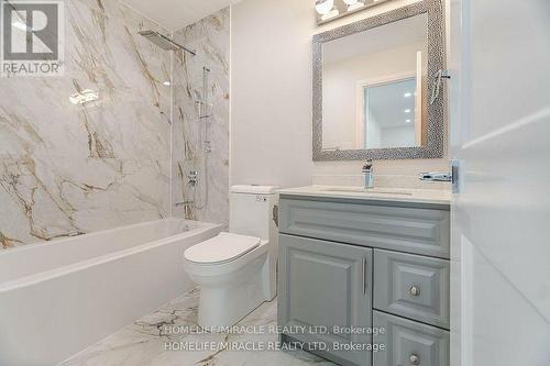 20 Helmsdale Crescent, Toronto, ON - Indoor Photo Showing Bathroom