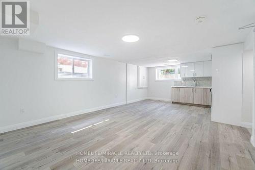 20 Helmsdale Crescent, Toronto, ON - Indoor Photo Showing Other Room