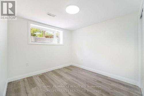 20 Helmsdale Crescent, Toronto, ON - Indoor Photo Showing Other Room