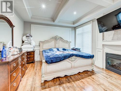 8283 Kipling Avenue, Vaughan, ON - Indoor Photo Showing Bedroom